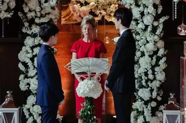 沈氏夫夫的具体资料，如何看待沈氏夫夫（原来已经结婚4年了）