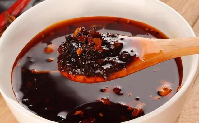 清油火锅，四川清油火锅底料的制作（清油火锅底料辣不辣）