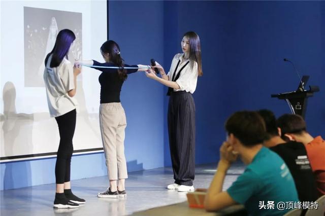 女模特的身高标准体重三围，模特身高体重标准 女（模特选拔的形体标准及测量方法）