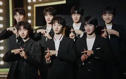 女生说tnt是什么意思啊，tnt是什么意思（怎么看待“TNT是靠TFBOYS火的”）