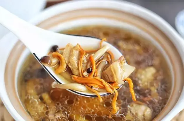 老鸭汤的做法大全，老鸭汤最鲜美的13种做法（鸭架汤的做法大全）