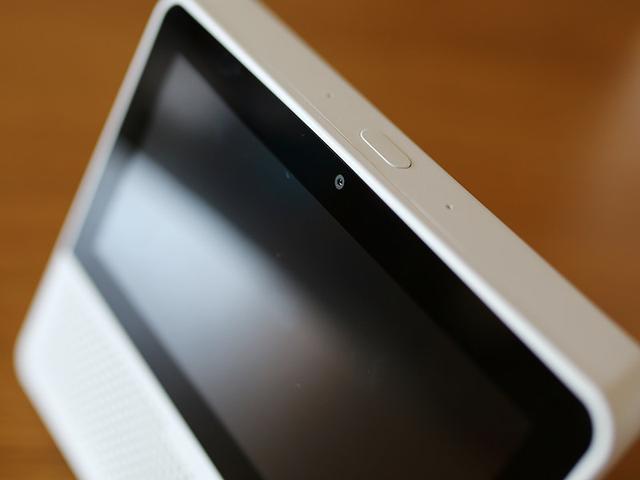 小度在家1s使用教程，小度在家1s功能简介（高性价比的家用智能屏）