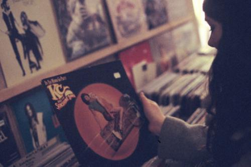 夜景的唯美句子，最新2021夜景唯美句子文案简短（关于夜晚的唯美句子）