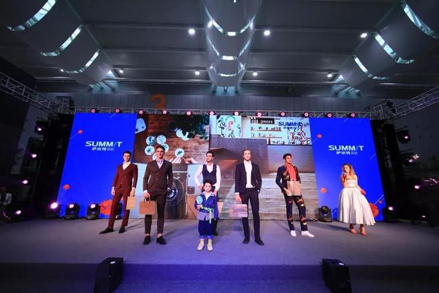 萨米特陶瓷怎么样，萨米特瓷砖质量怎么样（萨米特勇夺“佛山品牌经济奥斯卡大奖”）