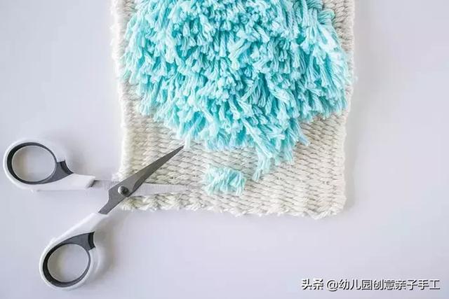 创意书签制作方法，阅读书签制作（毛线创意手工-杯垫、书签和挂饰）