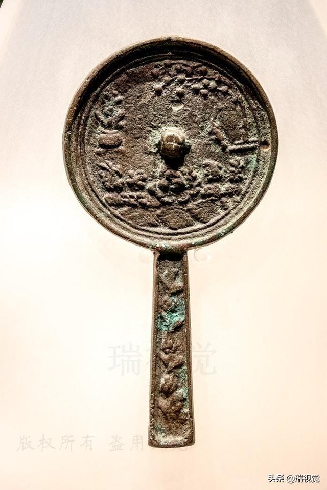 唐代铜镜拍卖价格，唐代铜镜拍卖价格北京正规的拍卖行（古代铜镜：早已照不出人脸了）