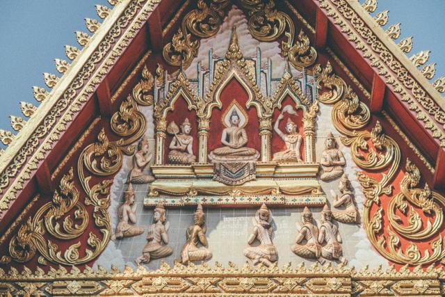 千万别随便去庙里求子，佛说怀不上孩子的原因（老挝万象有座香火鼎盛的寺庙）