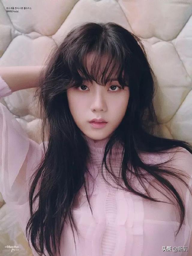 李夏怡 rose音译，卡其色李夏怡rose音译（队友和她合照就像公开处刑）