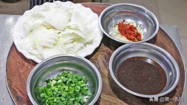 白菜帮子怎么做好吃，很多人不喜欢吃白菜帮