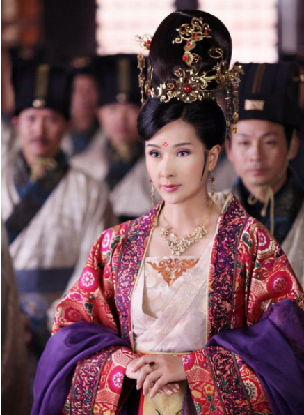 倾城倾国美女古风画,好看的古风女生图片   倾国倾城 谁等谁回眸(10位