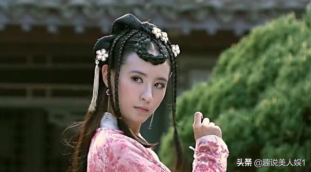 明珠游龙皇上爱的是谁,明珠游龙皇上爱宝珠还是皇后(额间的头发都被