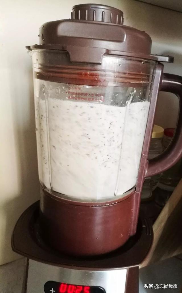做豆腐的石膏粉有毒吗，豆腐放石膏粉吗（亲朋好友吃了都会夸赞你）