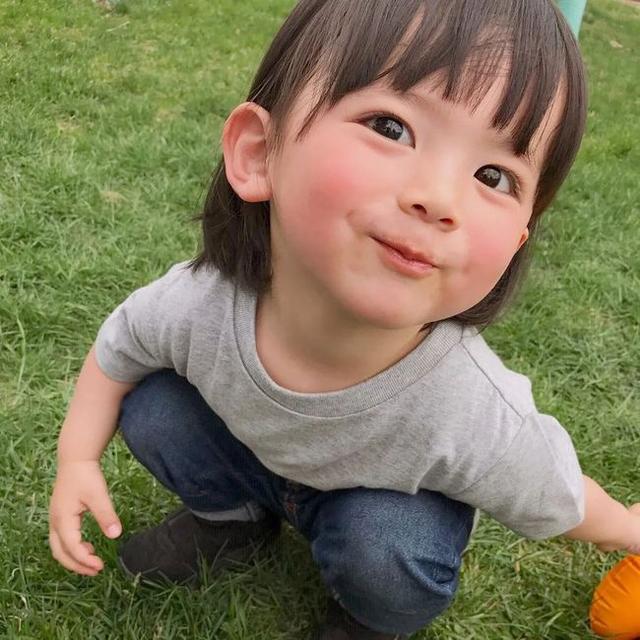 韩国网络最红女孩，韩国颜值超高的小女孩，超可爱，微信头像（2岁大眼萌妹火遍日本）