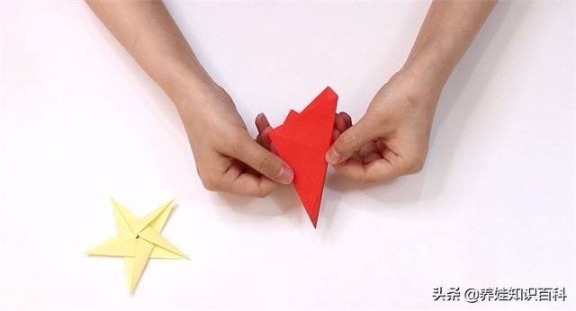 折星星教程是什么，折星星的制作方法（跟孩子一起动手乐趣更多哦）