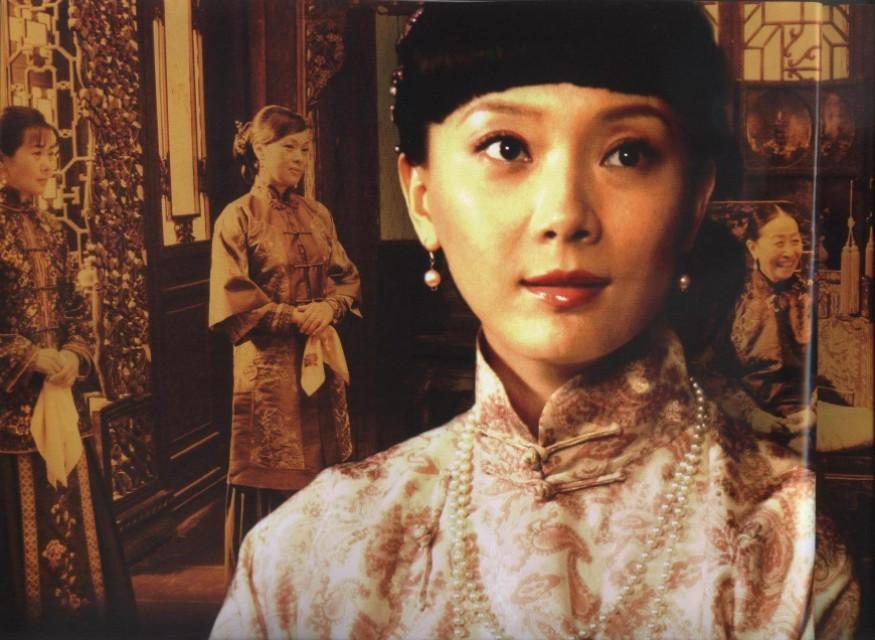 43集年份:2010年地区:中国内地类别:电视剧 爱情 战争铁梨花剧情介绍