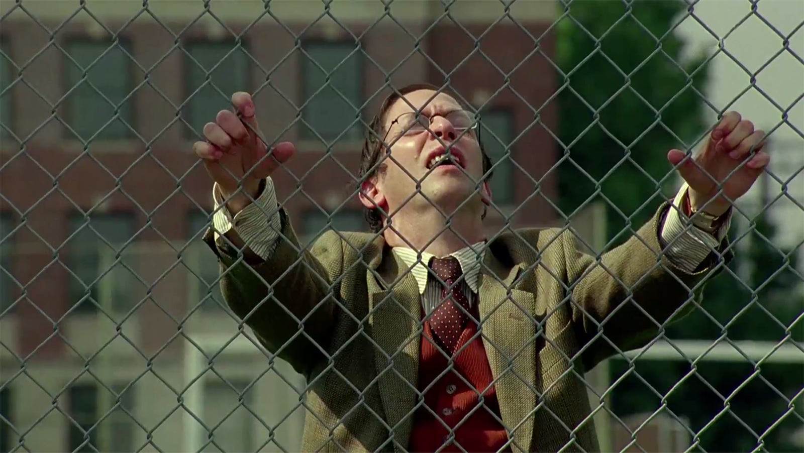 看懂电影《超脱》,才体会到其中无尽的绝望