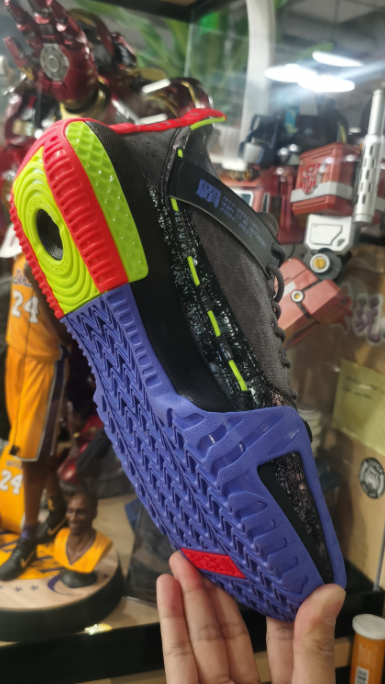 反伍是什么意思，李宁反伍系列（安踏外场实战篮球鞋曝光）