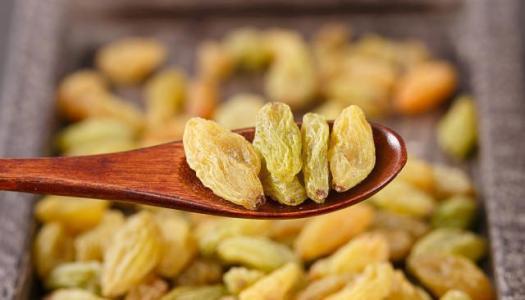 葡萄干有多脏，应该怎么洗（葡萄干里面有很多“脏东西”）