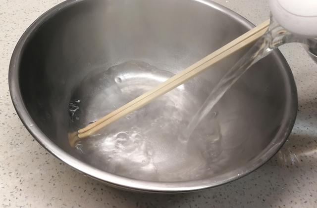 醪糟是什么东西，醪糟是什么（正宗米酒/醪糟的做法）