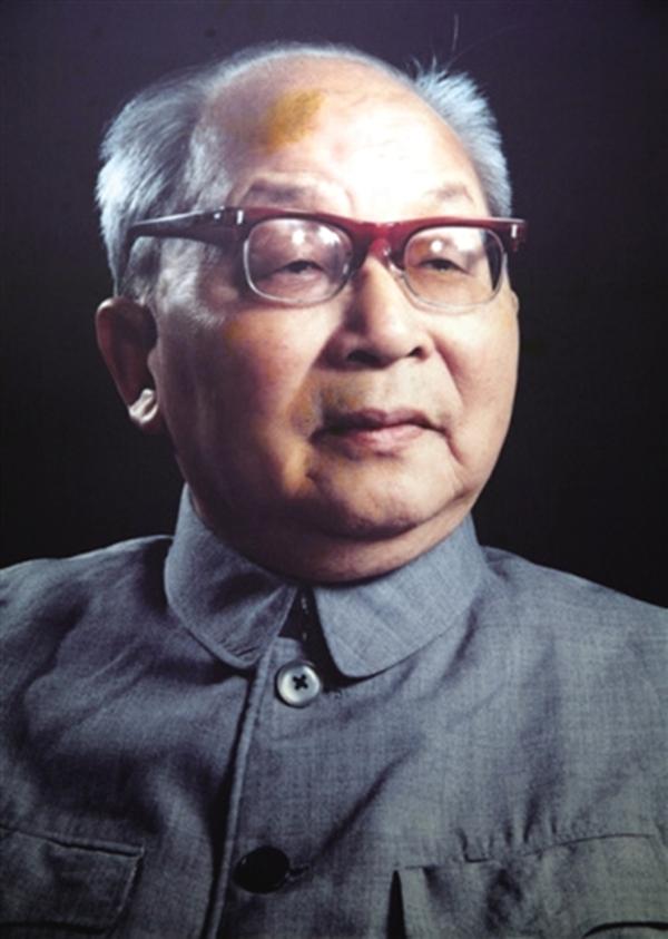 使命必达的口号四句，目标势必达成的口号（却说换了别人一样能够做到）