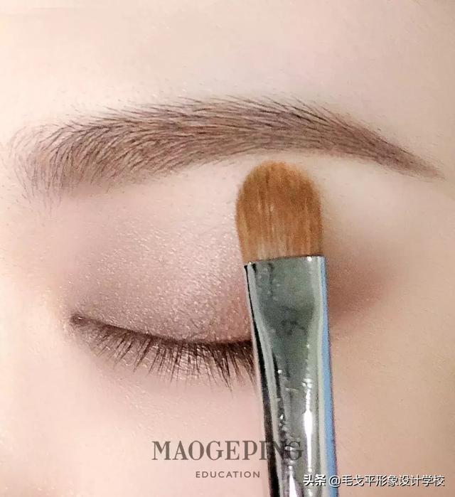 怎么修眉毛，怎样修眉毛好看又自然（超详细修眉画眉教程）