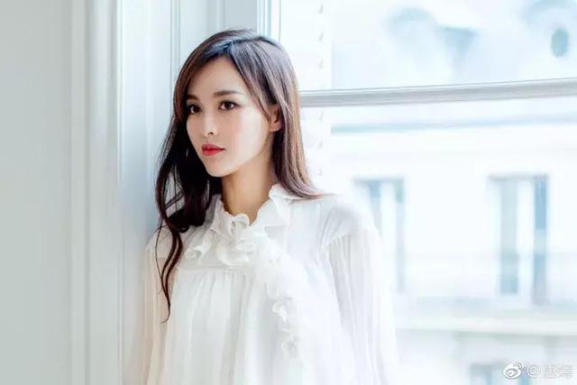 2.5升水是几瓶矿泉水，25升水是几瓶矿泉水（最坑爹的明星护肤秘诀）