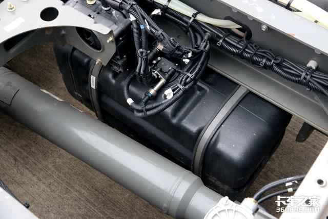 max是什么意思车上的，空调max是什么意思车上的（500马力段牵引车再添猛将）