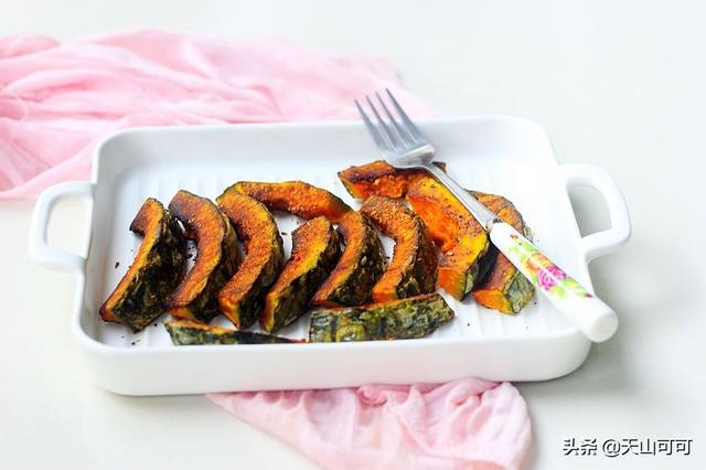 南瓜皮可以吃吗，绿皮小南瓜蒸熟可以吃皮吗（能当烤肉吃了）