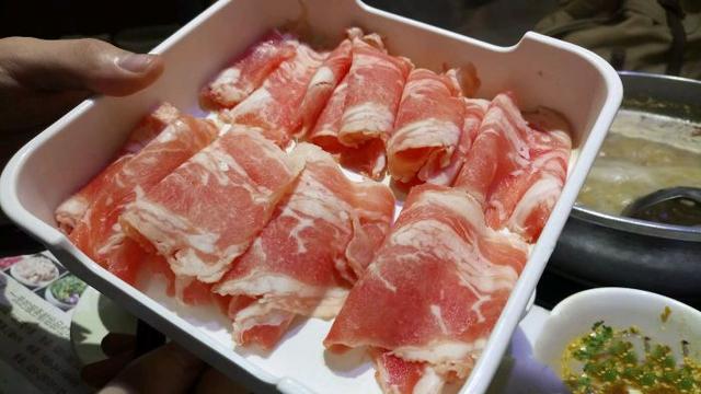 肥牛是牛的哪个部位，马尾肥牛是牛的哪个部位（为啥有的却这么便宜）