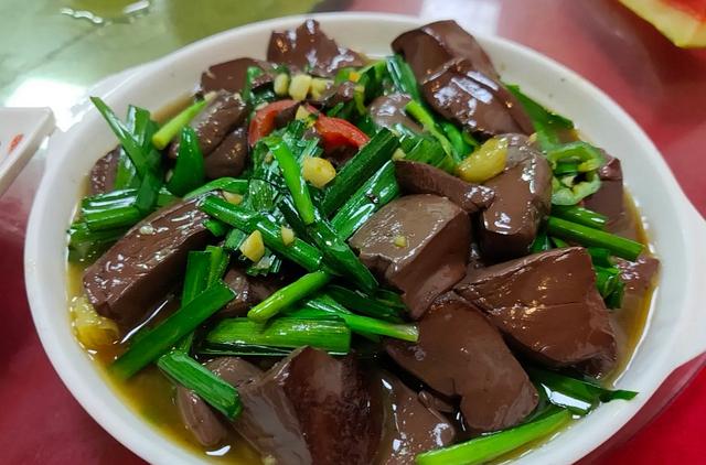 怎样做白切鹅，白切鹅肉怎么做（吃到了广州少有的传统白切鹅美味）