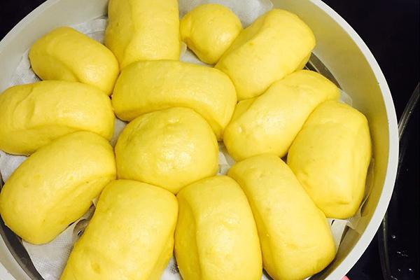 馒头bi，老面馒头和酵母馒头（馒头冰箱里冷藏能放多少天）