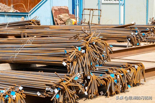铁生锈了怎么去除，铁家具生锈了怎么去除（工地停工，钢铁建材生锈怎么办）