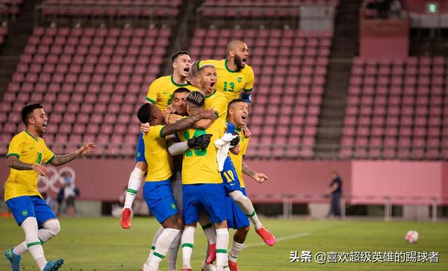 足球点球大战规则，足球点球大战规则及玩法（点球是足球比赛有史以来最有争议一项规则）