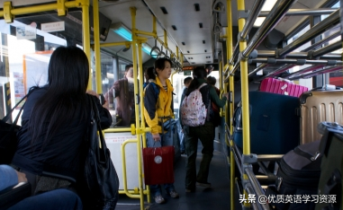 乘客用英语怎么说，乘客英语怎么读（英语原版阅读：Bus）