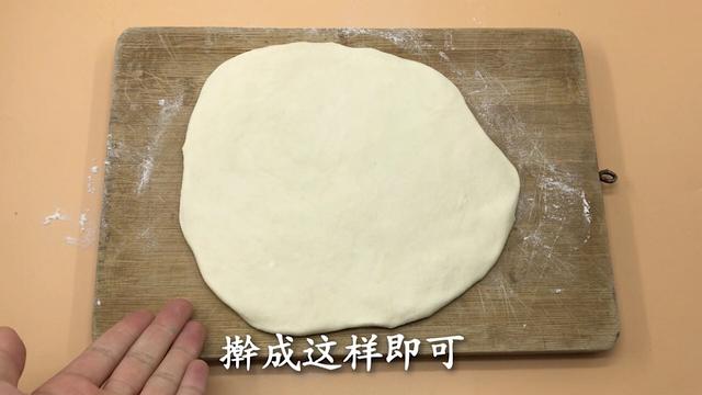手工水饺皮制作方法，在家做饺子皮从不用擀面杖