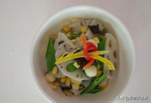 莲藕通草排骨汤的做法，莲藕通草排骨汤可以一起炖吗（月子食谱大全及做法）