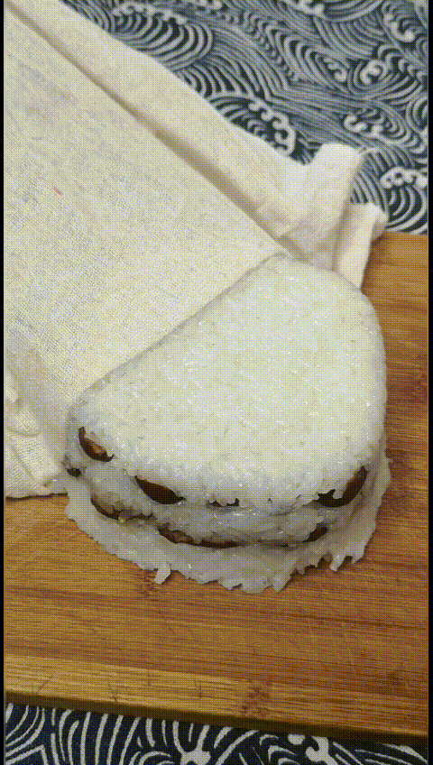 红豆沙切糕怎么做，豆沙糯米切糕（教你在家做江米切糕）