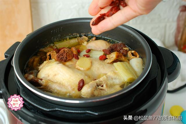 姬松茸怎么洗干净，姬松茸怎么清洗（一到冬天我家就爱喝这汤）