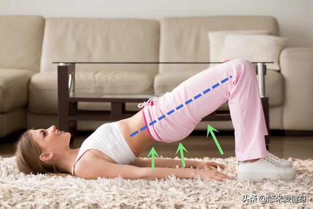 杠铃深蹲练什么部位，杠铃深蹲是练哪些部位（激活整个下肢肌肉群）