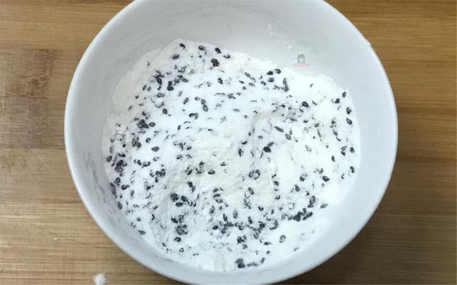 酥饼的制作方法，酥饼的制作方法（柔软蓬松的老式小酥饼）