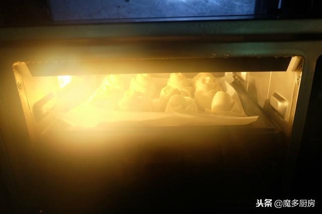 玫瑰花馒头怎么做，怎样做美味的南瓜味的玫瑰馒头（手把手教你做玫瑰花馒头）