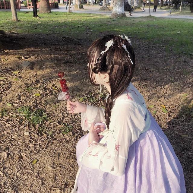 女生下半身头像，小姐姐下半身系列头像微信（女生部位头像，汉服小姐姐头像）