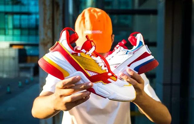 特步是哪个国家的品牌，特步是中国品牌吗（即将取代李宁、安踏中国“鞋王”称号）