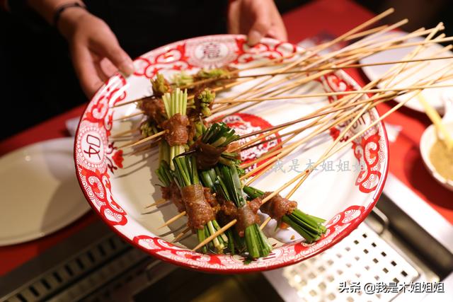 传统油炸串串制作，这味道没有几个人能扛得住