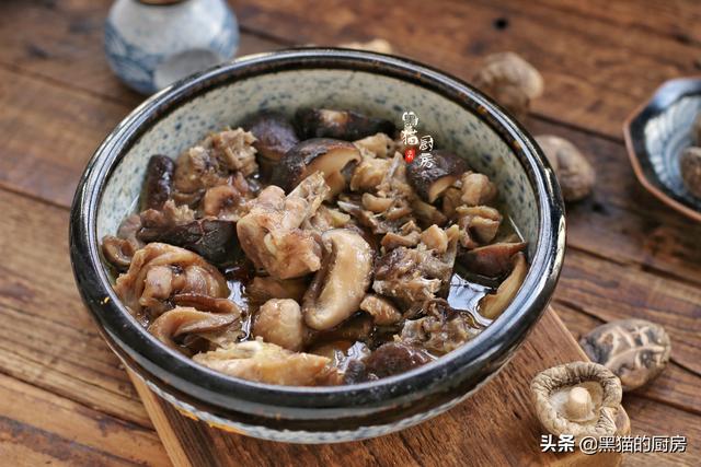 香菇滑鸡的做法，顺德香菇滑鸡的做法（广东名菜“香菇蒸滑鸡”）