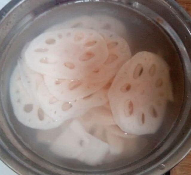 图片[2]-【莲藕饺子】做法步骤图 香糯脆甜 一口一个！-起舞食谱网