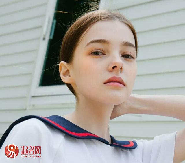 桂冠是什么意思，愚人节代表什么意思（14个森系唯美女生英文名）