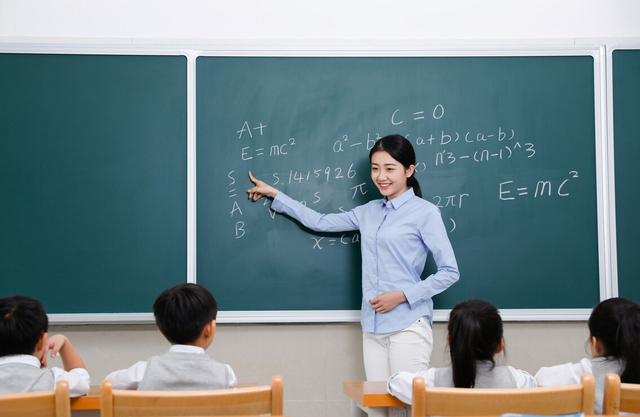 数学怎么快速提高成绩，如何快速提高数学成绩（学好数学其实并不难）