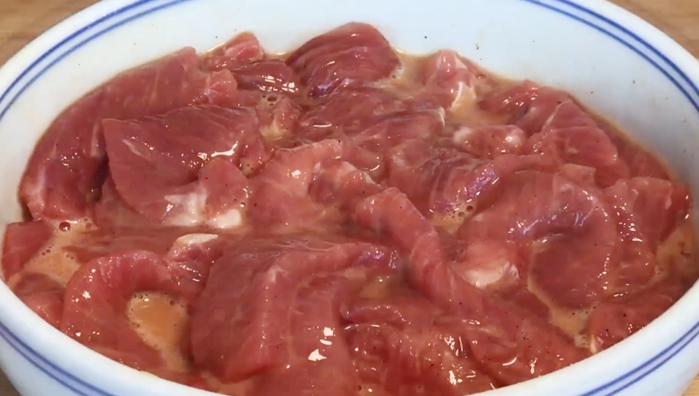 圖片[3]-【小炒牛肉】做法步驟圖 教你正確做法 牛肉鮮嫩不柴-起舞食譜網(wǎng)