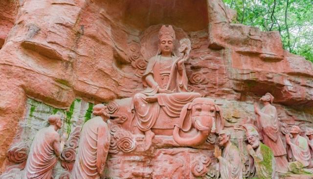 峨眉山有哪些好玩的，峨眉山旅游攻略（四川峨眉山攻略）